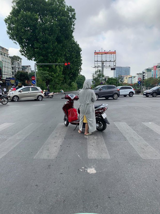 Đèn Giao Thông Tín Hiệu Giao Thông Dọc Với Đèn Đỏ Vàng Và Xanh Lá Cây Thiết  Kế Phong Cách Hoạt Hình Hình Minh Họa Vectơ Bị Cô Lập Trên Nền Trắng