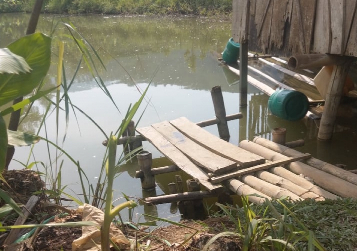 Thi thể 3 học sinh tiểu học đuối nước ở Sơn La được tìm thấy dưới bè tre - Ảnh 2.