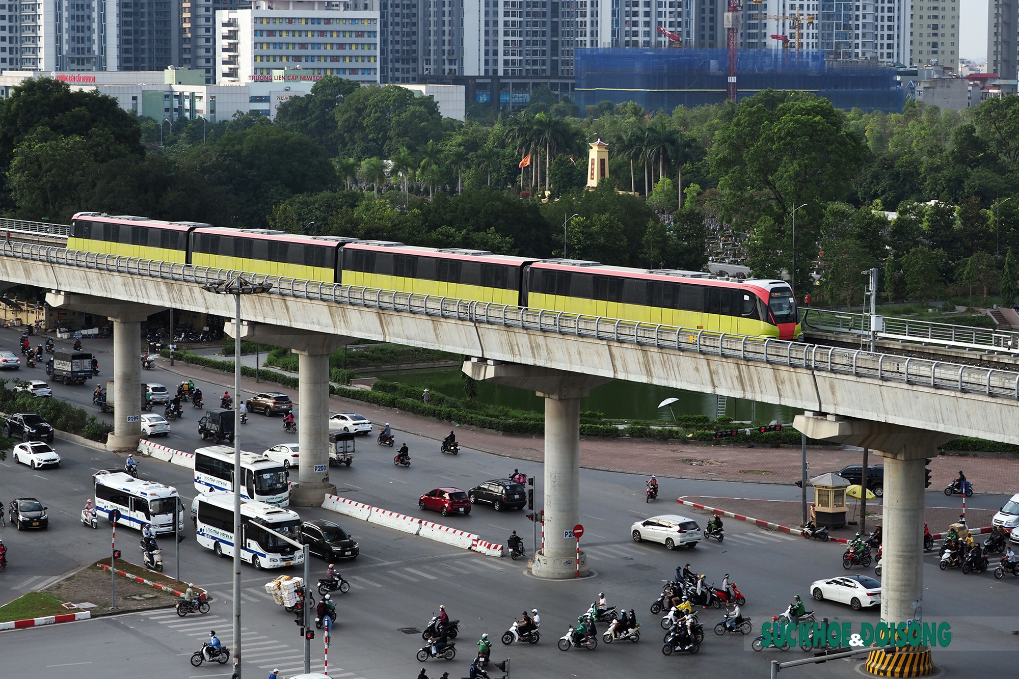 8 đoàn tàu lao vun vút trên tuyến metro Nhổn - ga Hà Nội - Ảnh 4.