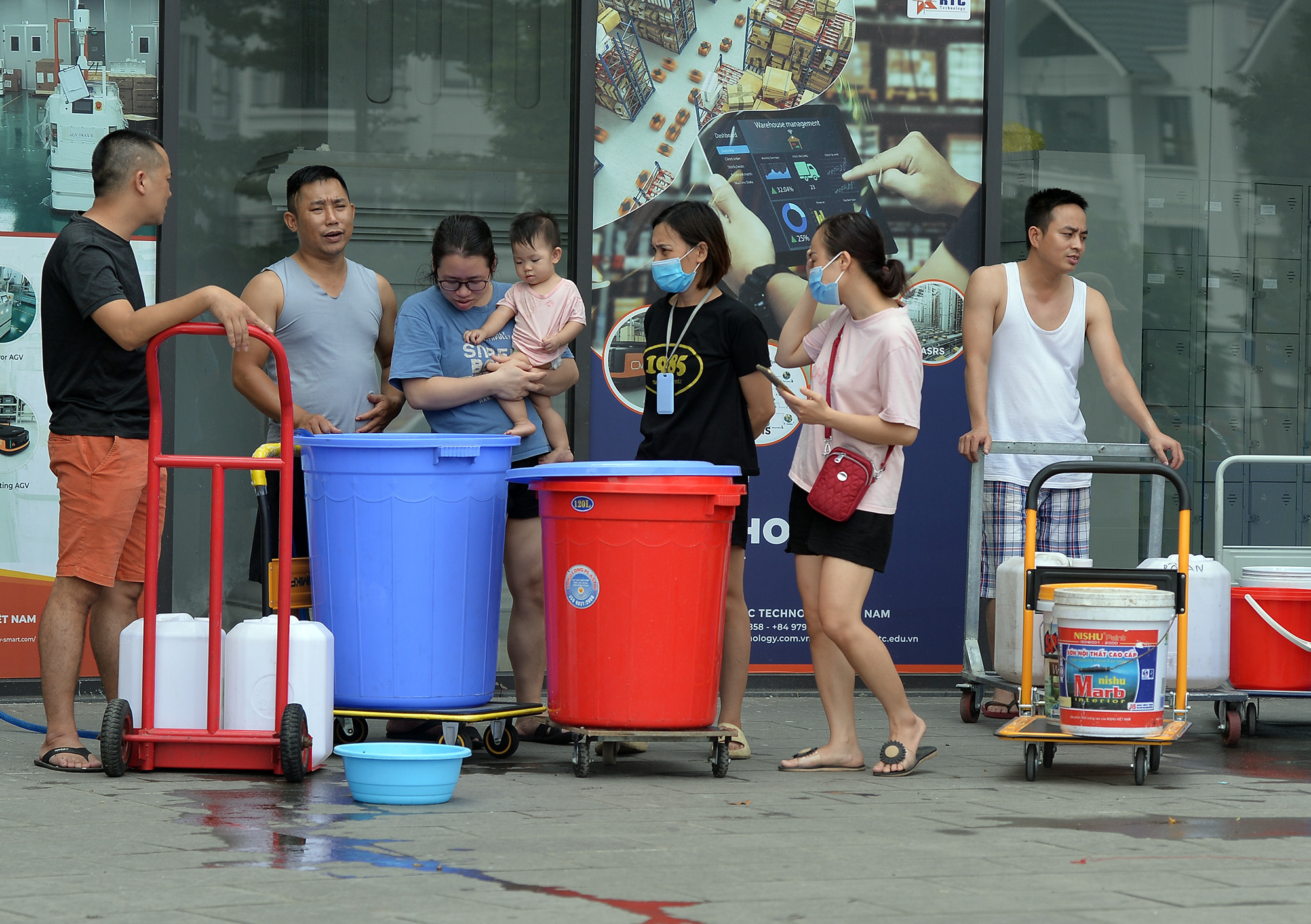 9 quận, huyện ở Hà Nội có thể bị mất nước cục bộ trong mùa Hè 2023 - Ảnh 2.