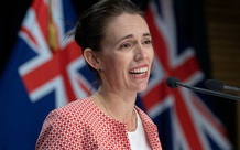 Thủ tướng New Zealand mắc COVID-19